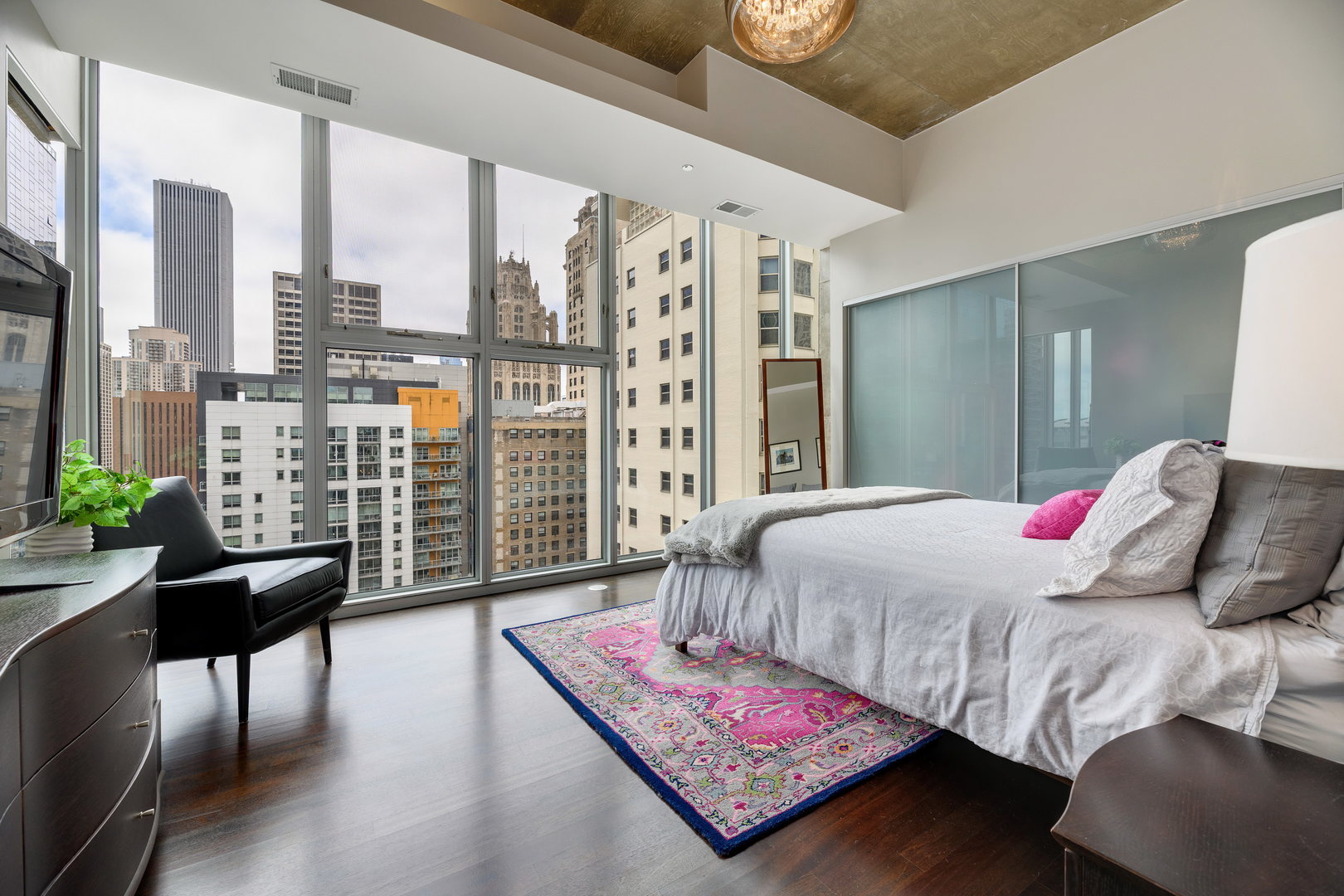 550 N St Clair Street N Unit: 2402