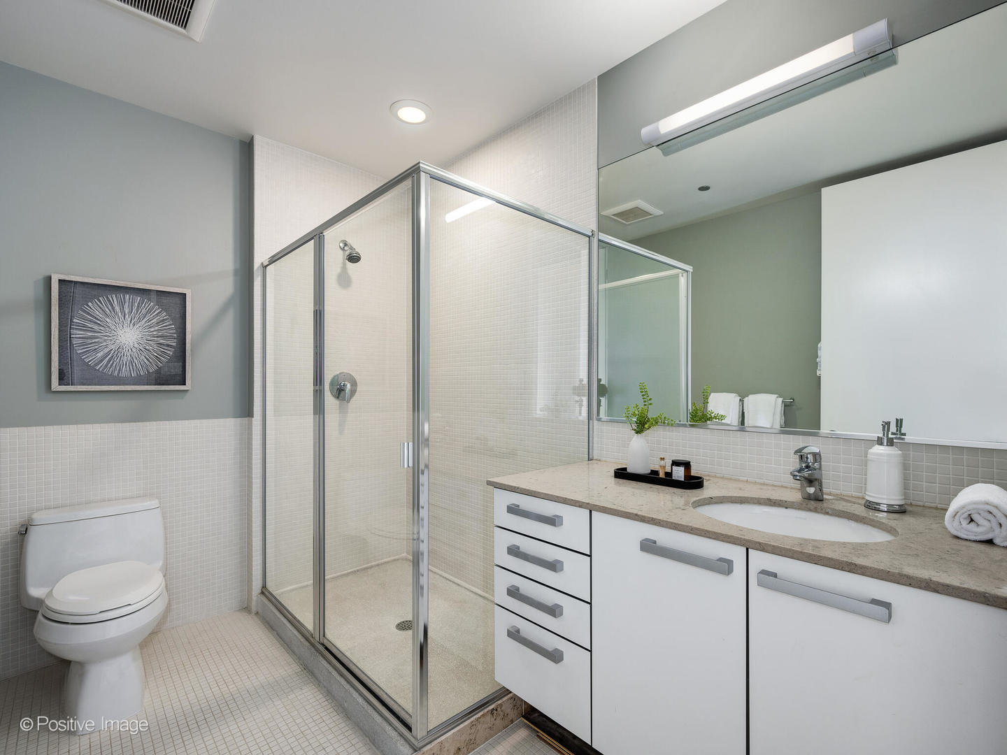 550 N St Clair Street N Unit: 2402
