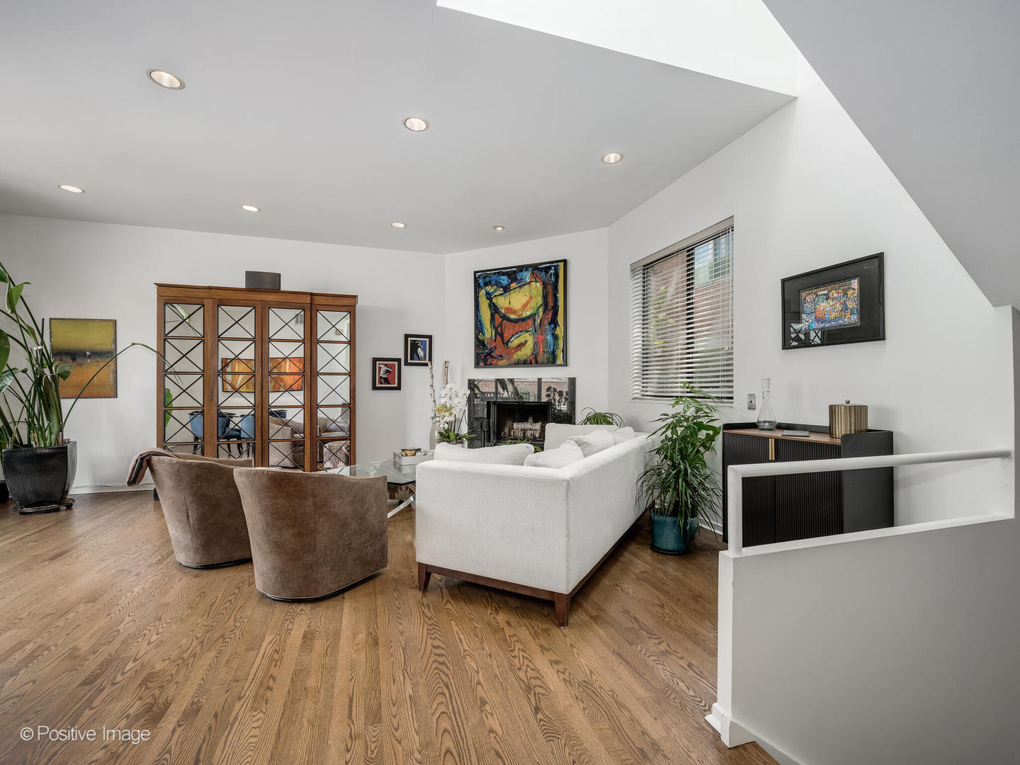 416 W Grant Place Unit: I