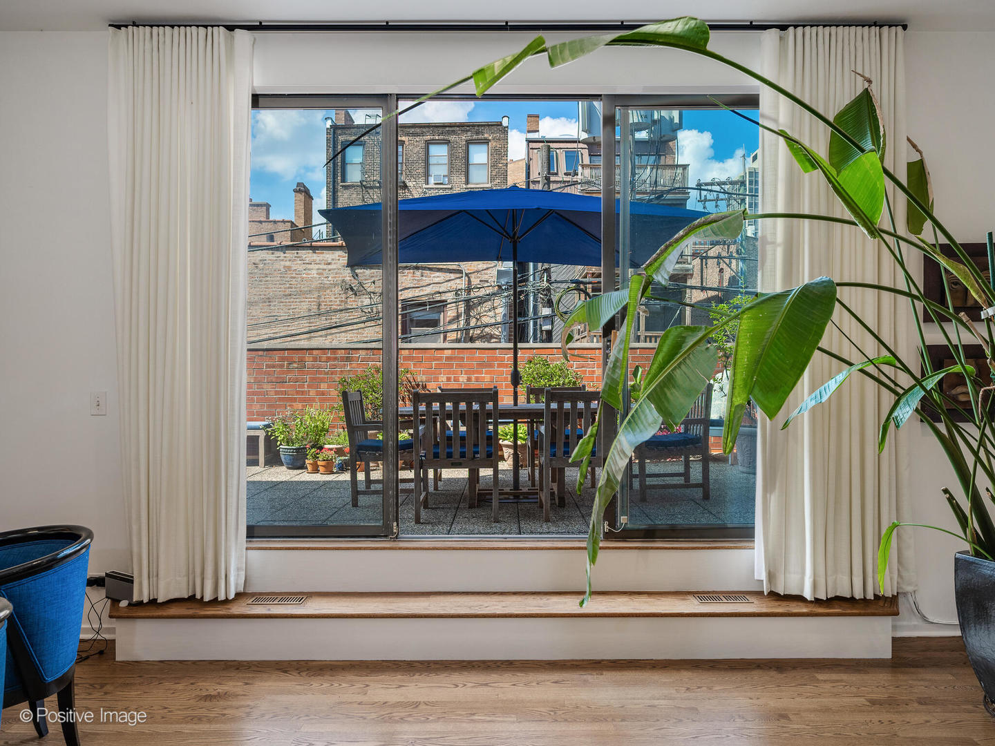 416 W Grant Place Unit: I