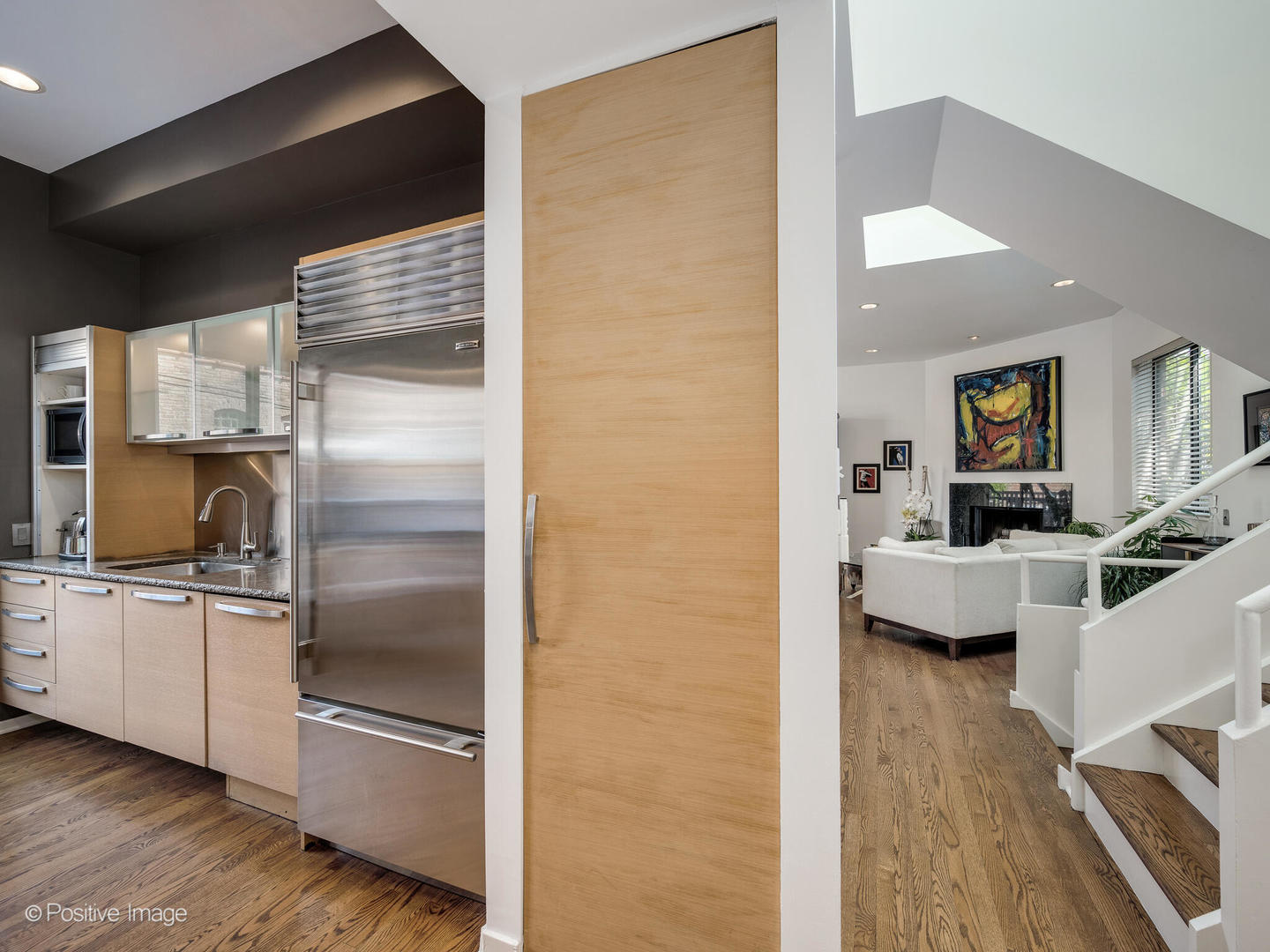 416 W Grant Place Unit: I