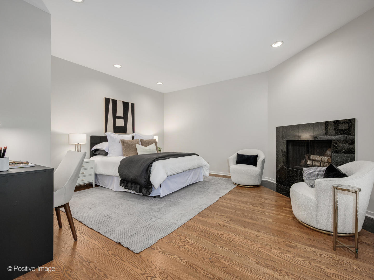416 W Grant Place Unit: I