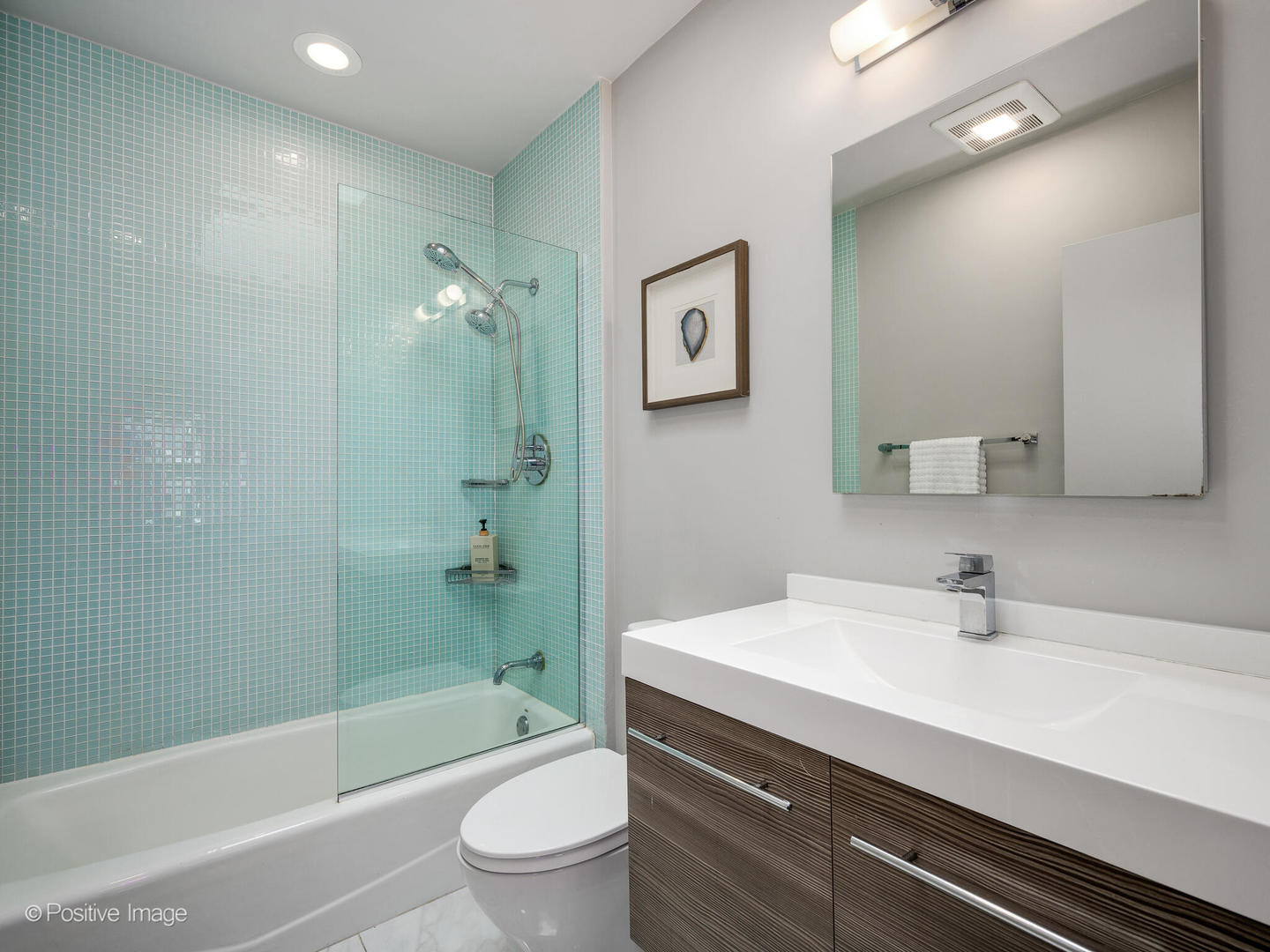 416 W Grant Place Unit: I