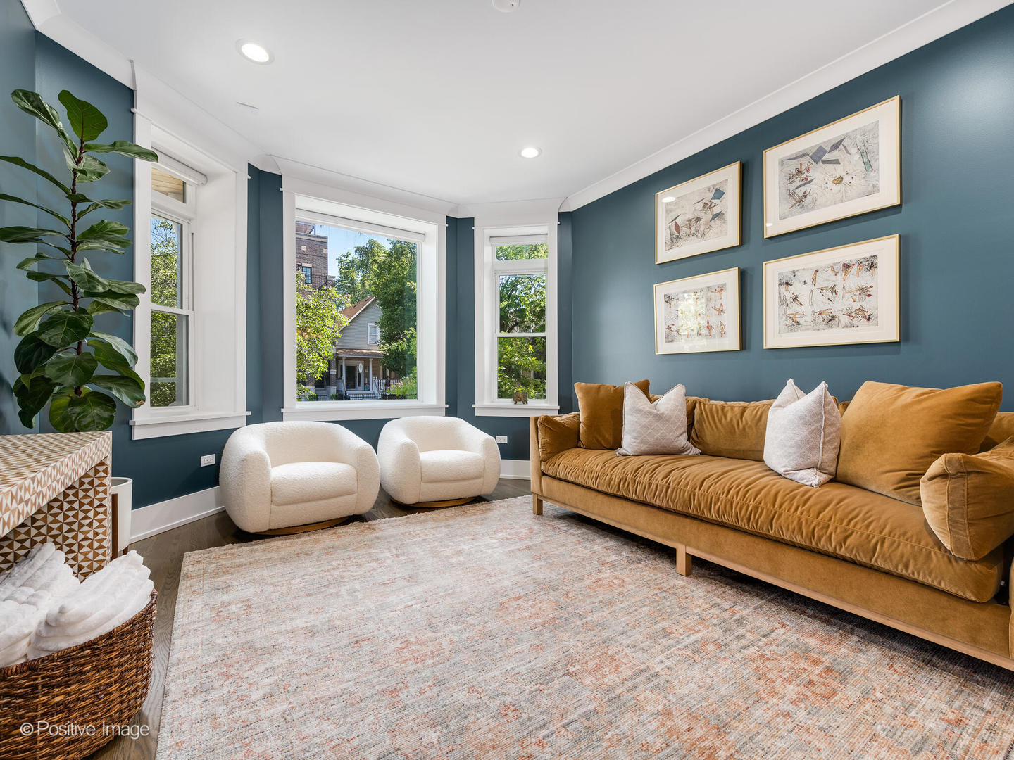 2315 W ROSCOE Street Unit: 1