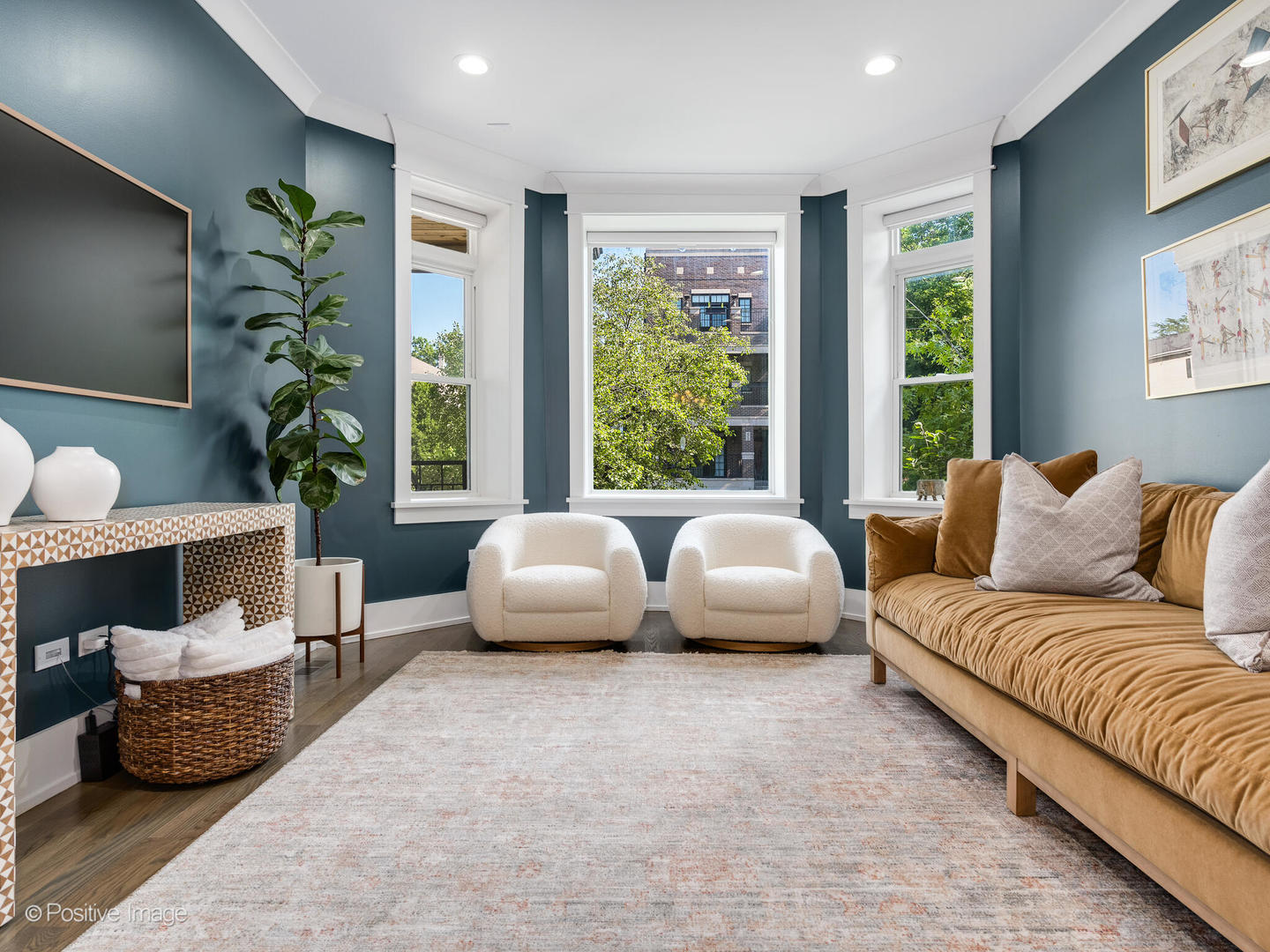 2315 W ROSCOE Street Unit: 1