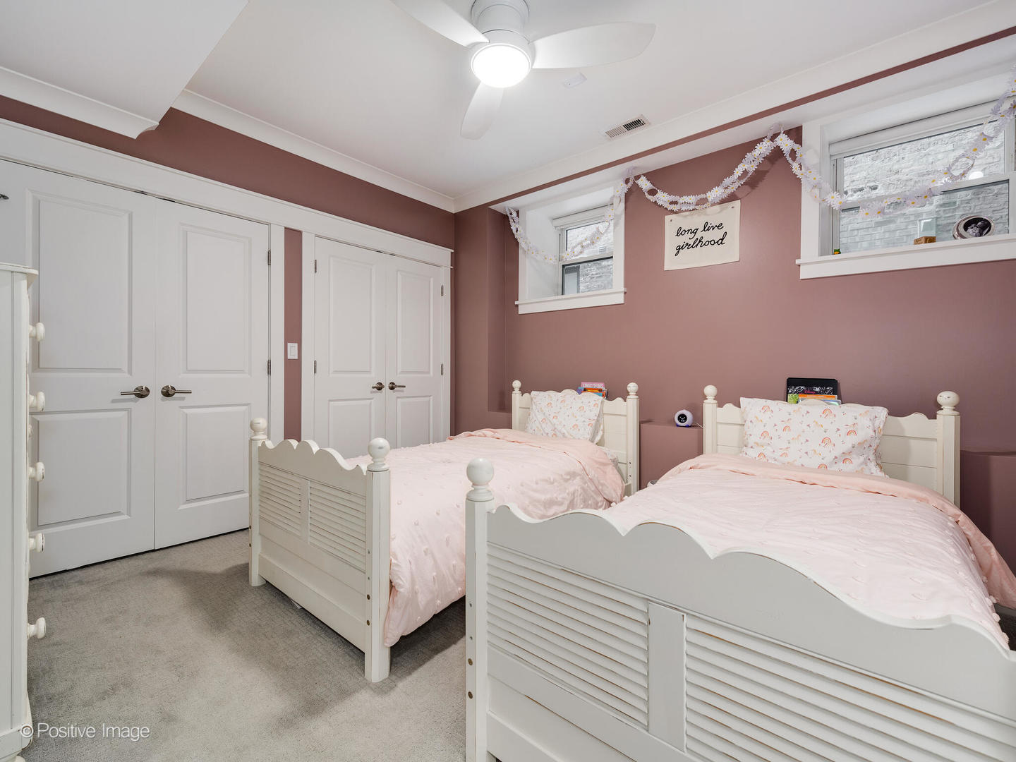 2315 W ROSCOE Street Unit: 1