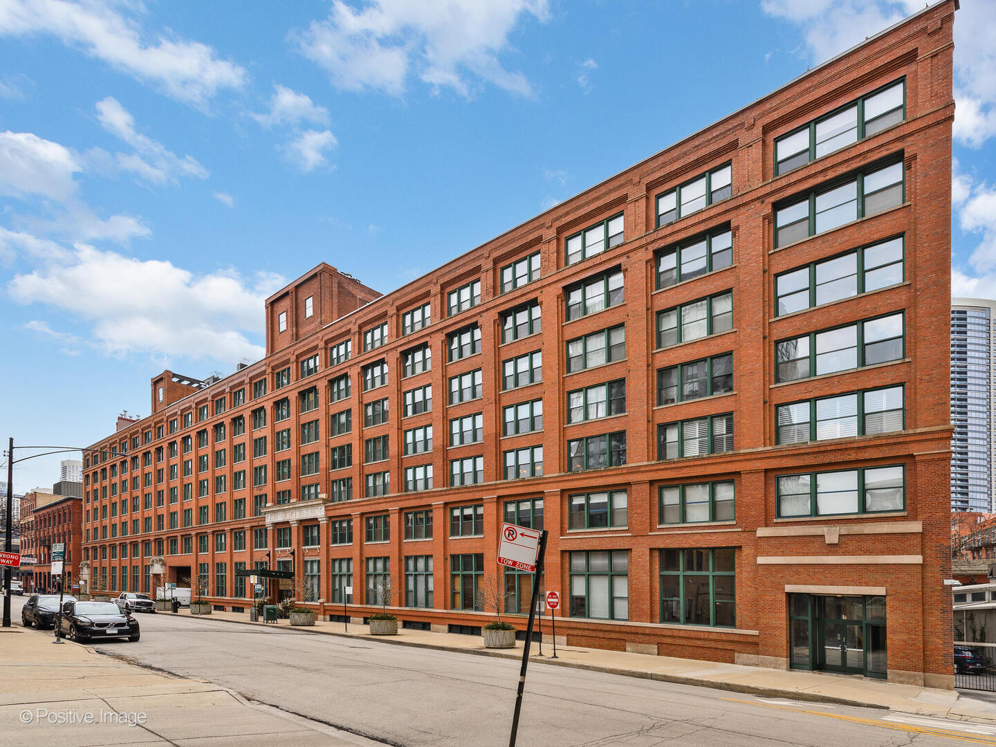 411 W Ontario Street Unit: 609