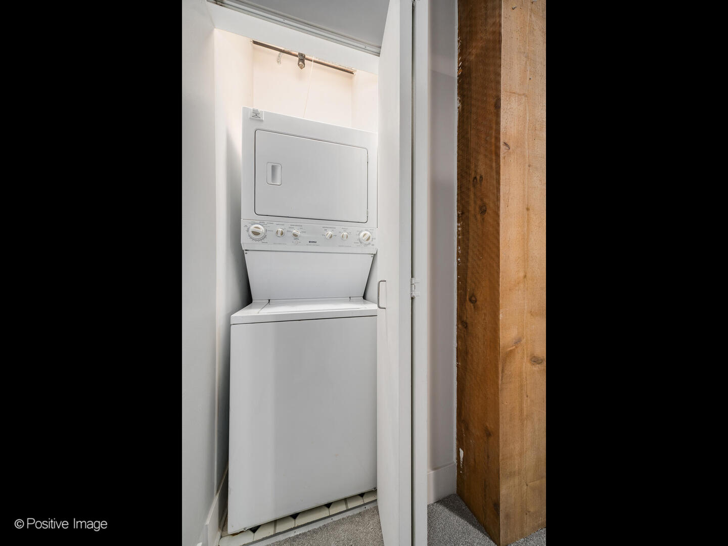 411 W Ontario Street Unit: 609