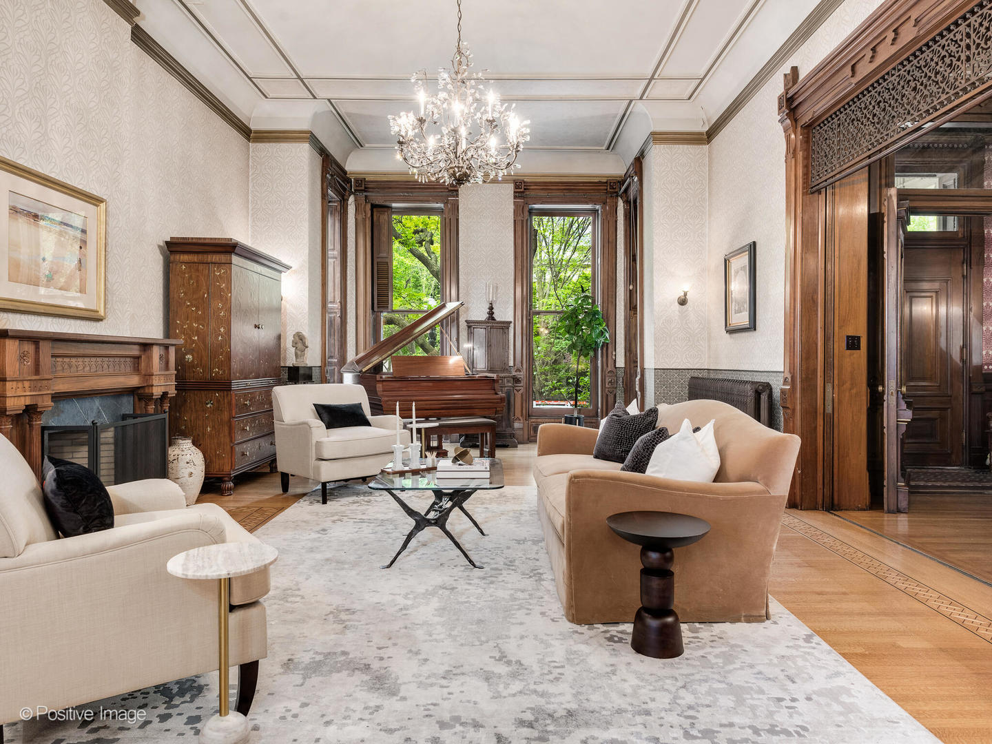 1454 N Dearborn Street