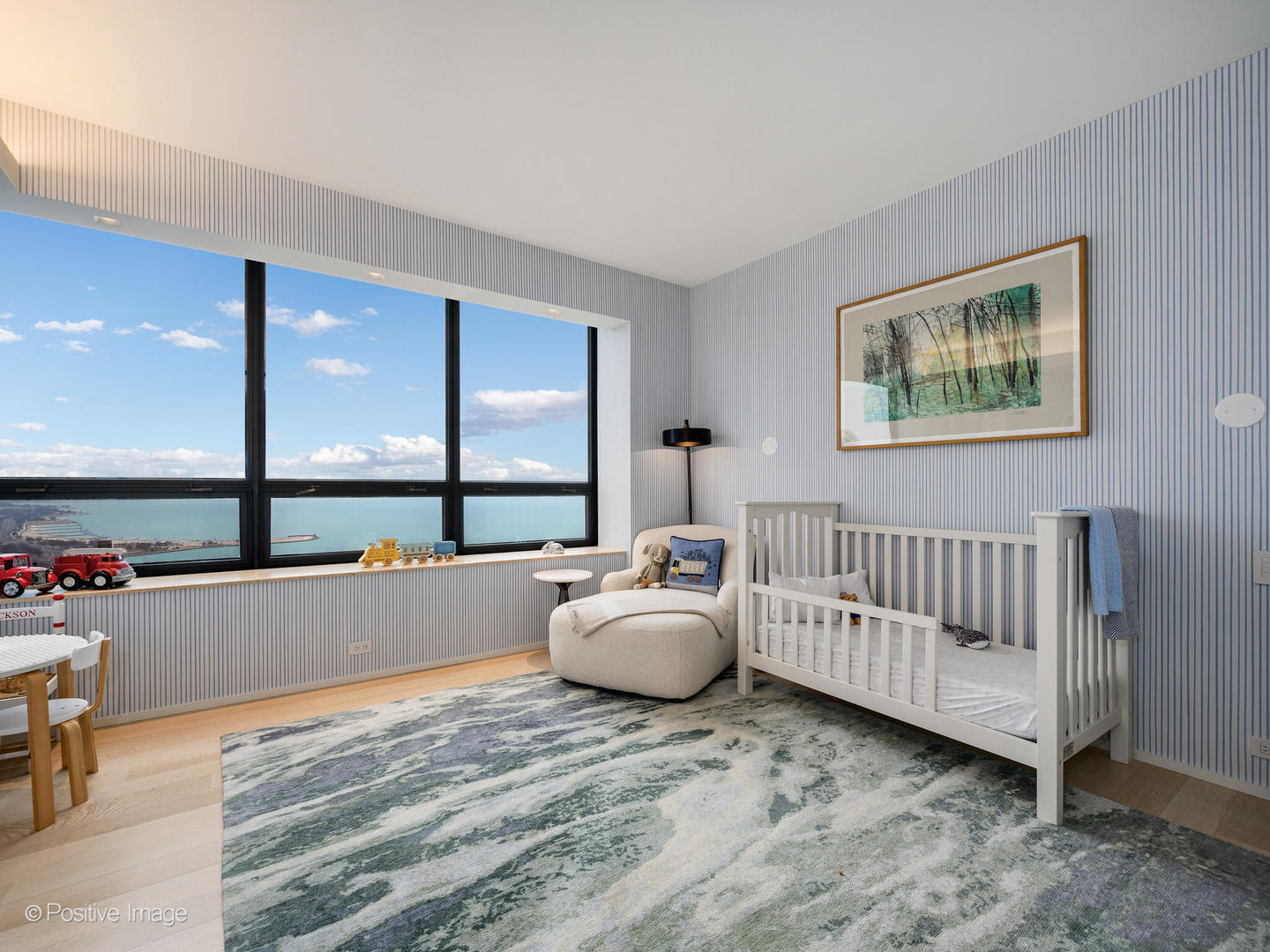 180 E PEARSON Street Unit: 3704-3705