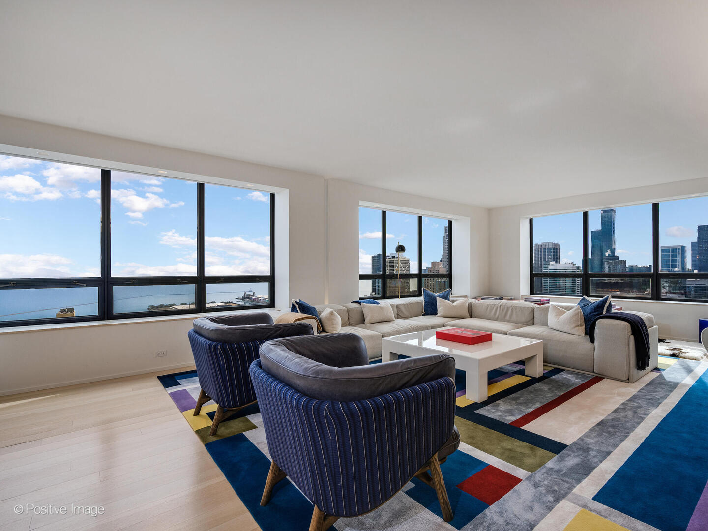 180 E PEARSON Street Unit: 3704-3705