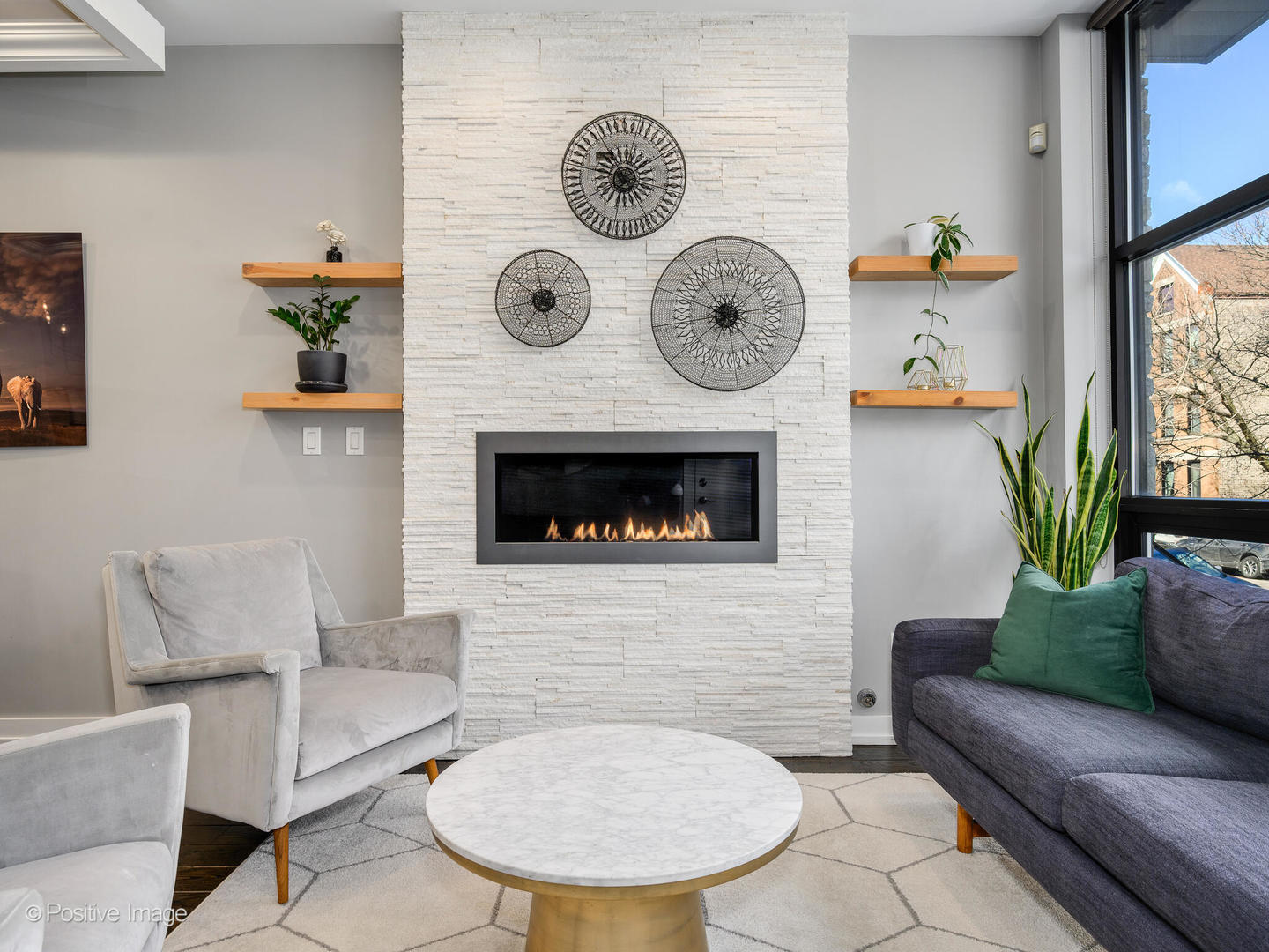 2335 W Lyndale Street Unit: 1