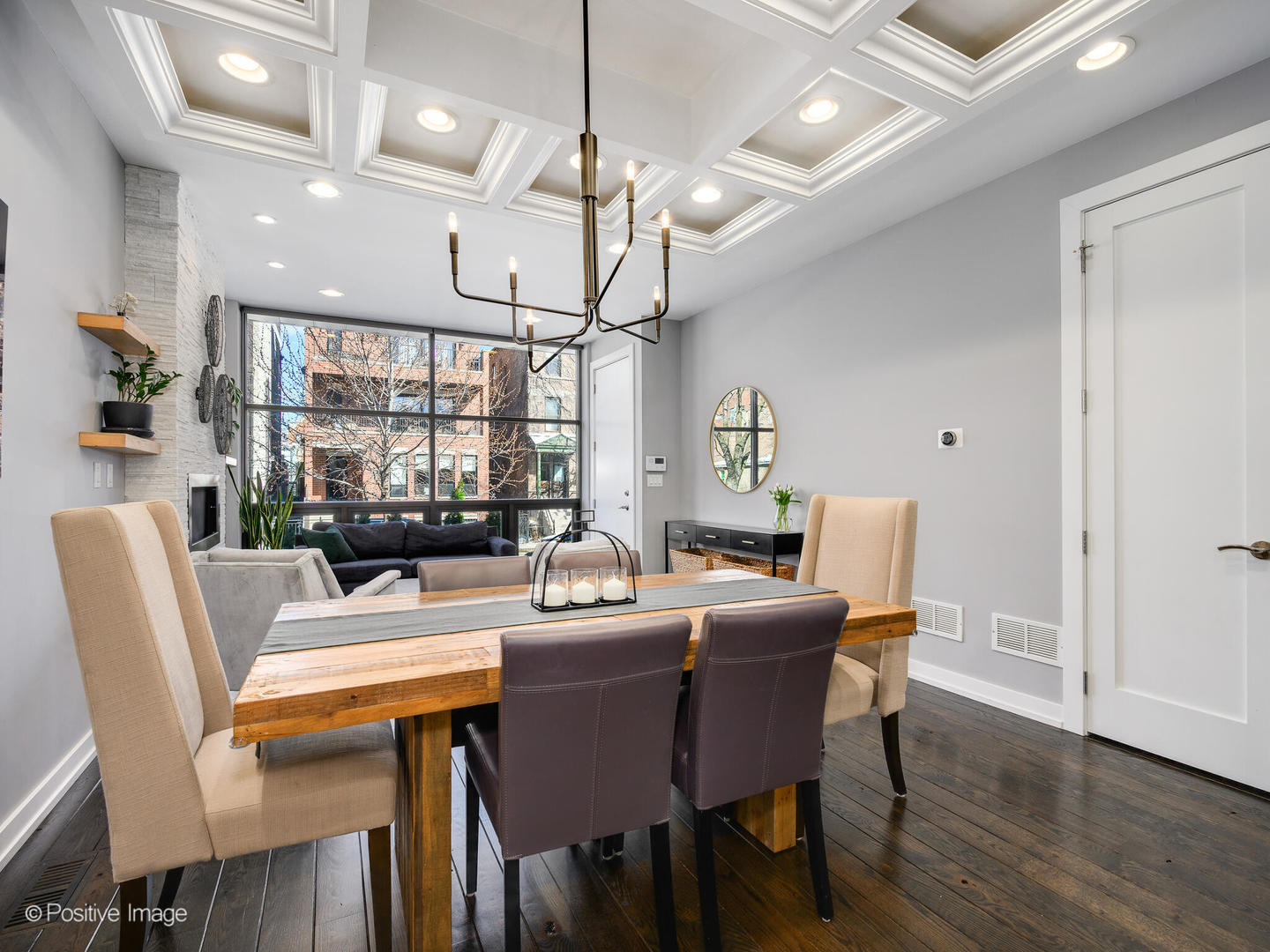 2335 W Lyndale Street Unit: 1