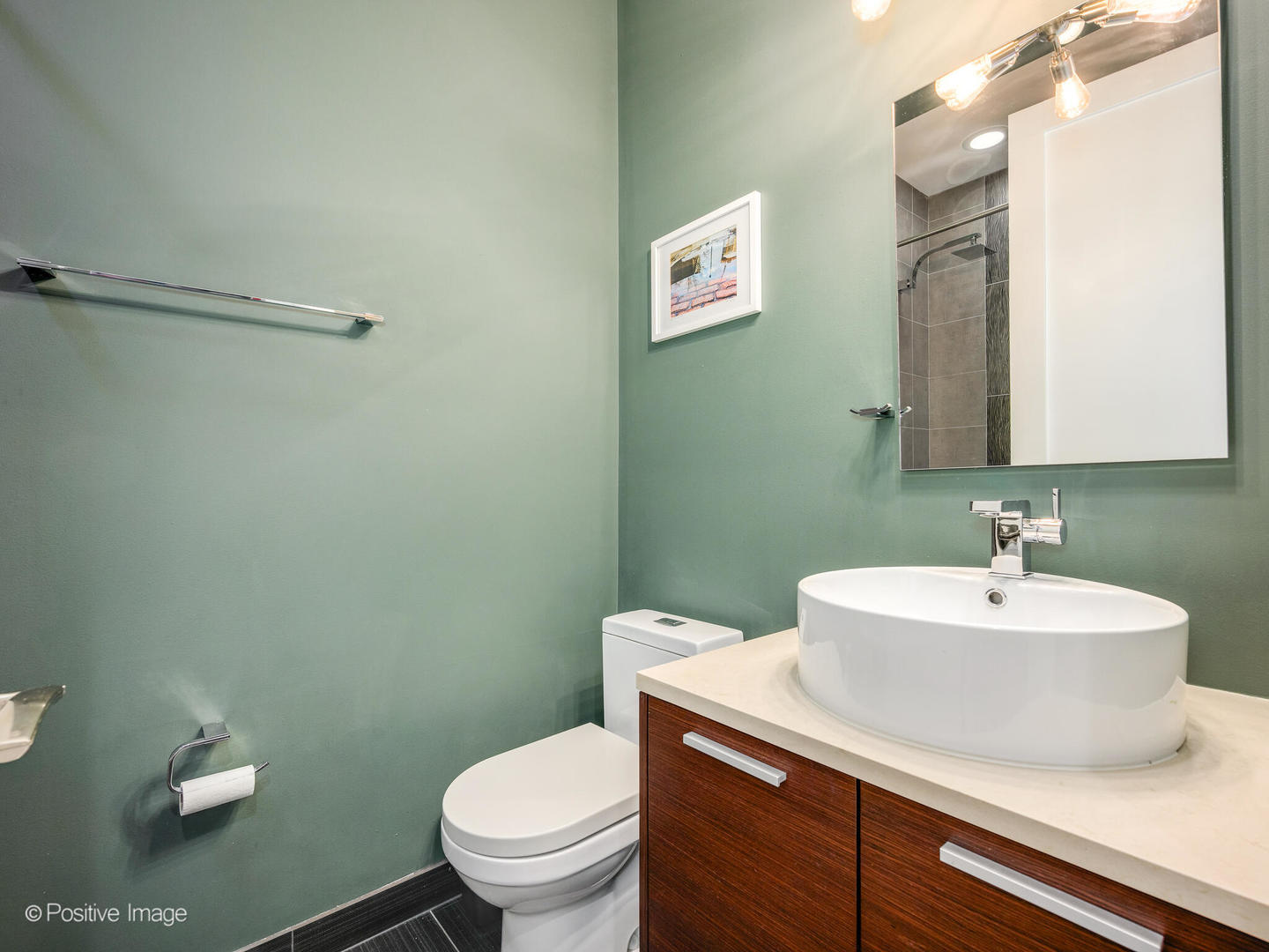 2335 W Lyndale Street Unit: 1