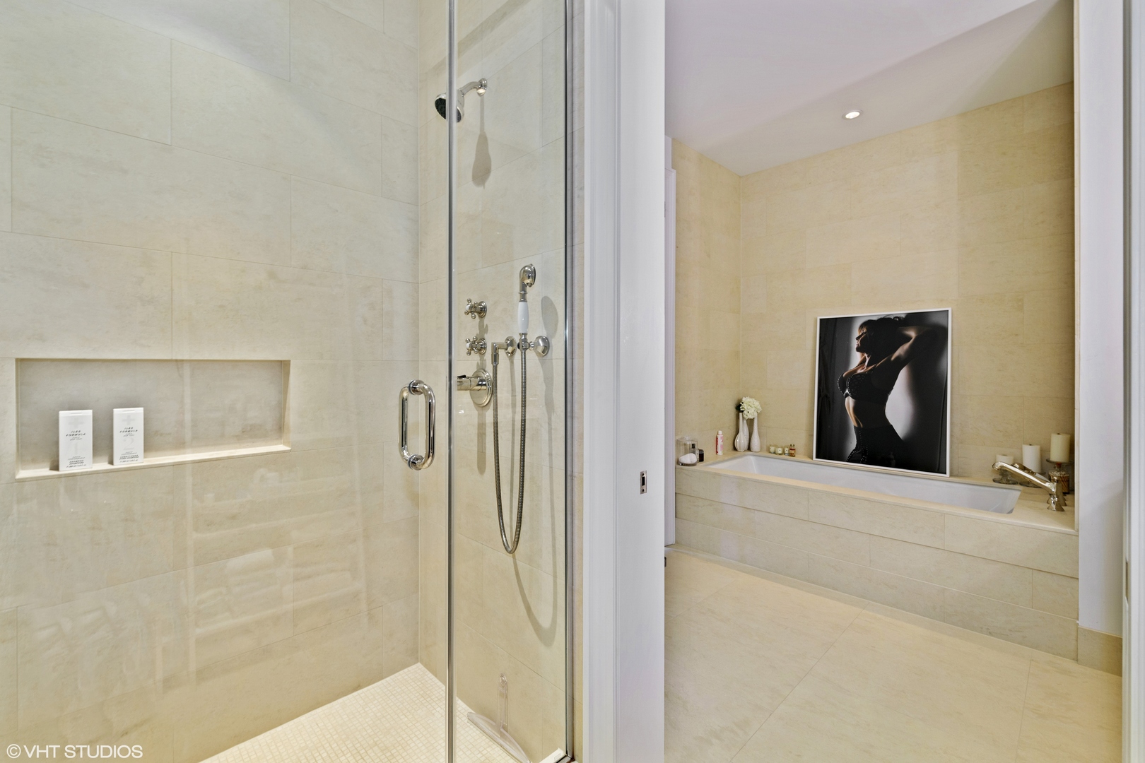 118 E ERIE Street Unit: 29F