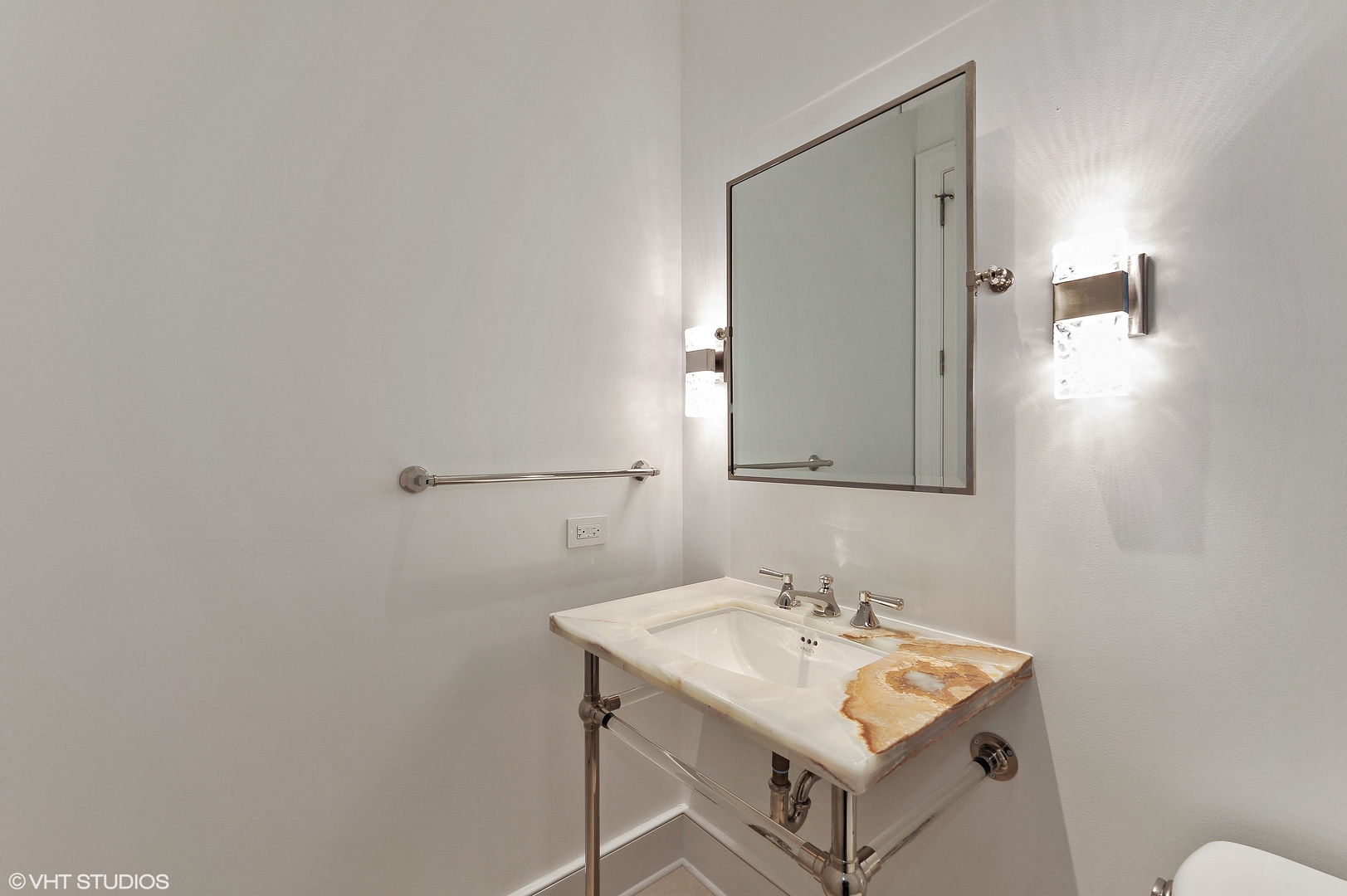 118 E ERIE Street Unit: 29F