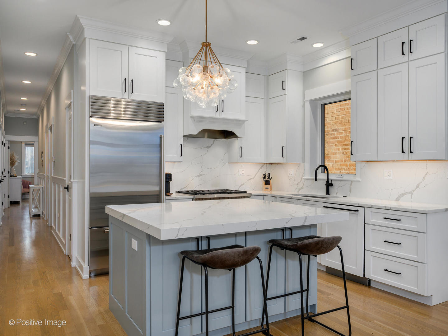 2143 N Racine Avenue Unit: 2