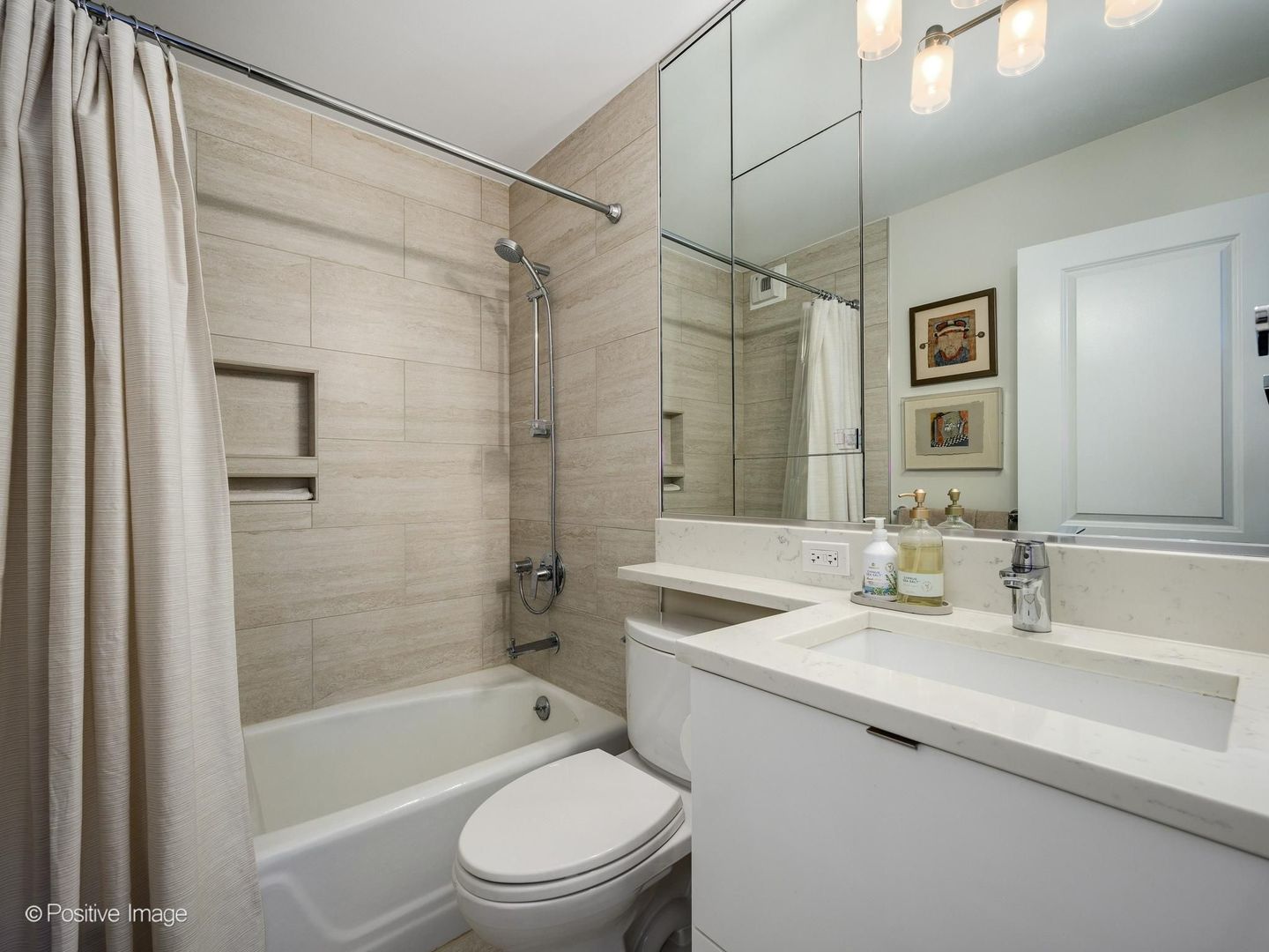 1310 N Ritchie Court Unit: 11C