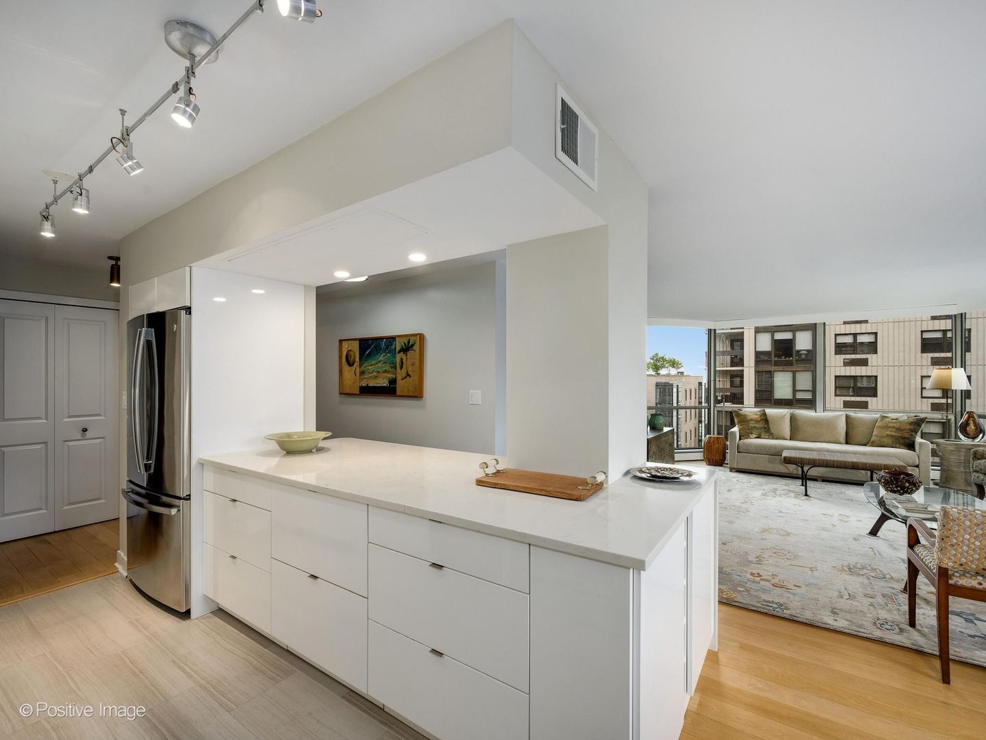 1310 N Ritchie Court Unit: 11C