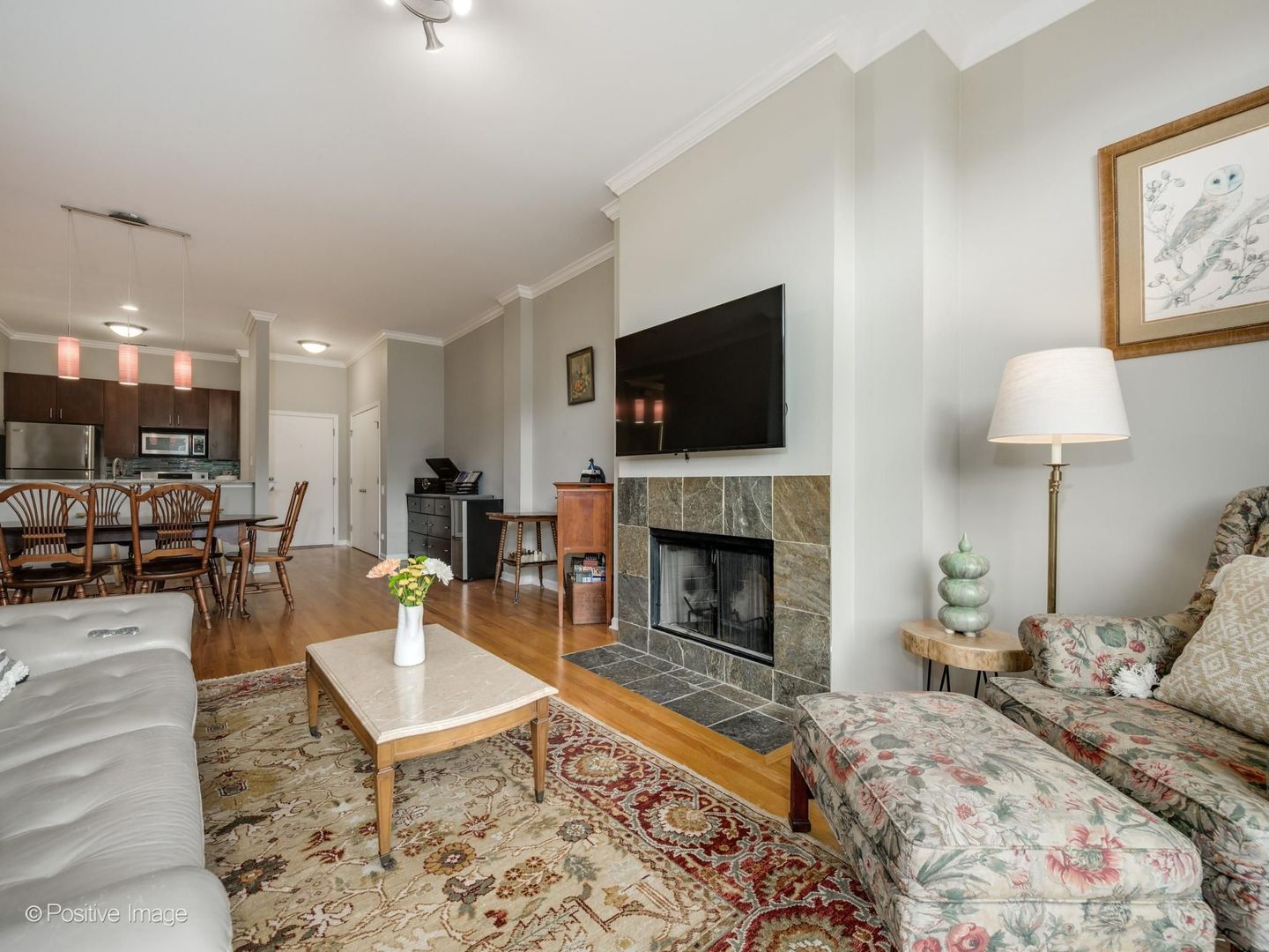 2089 W Wabansia Avenue Unit: 202