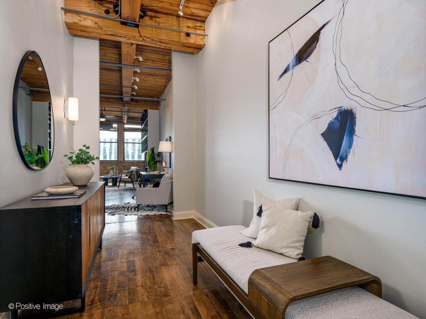 411 S SANGAMON Street Unit: 7D