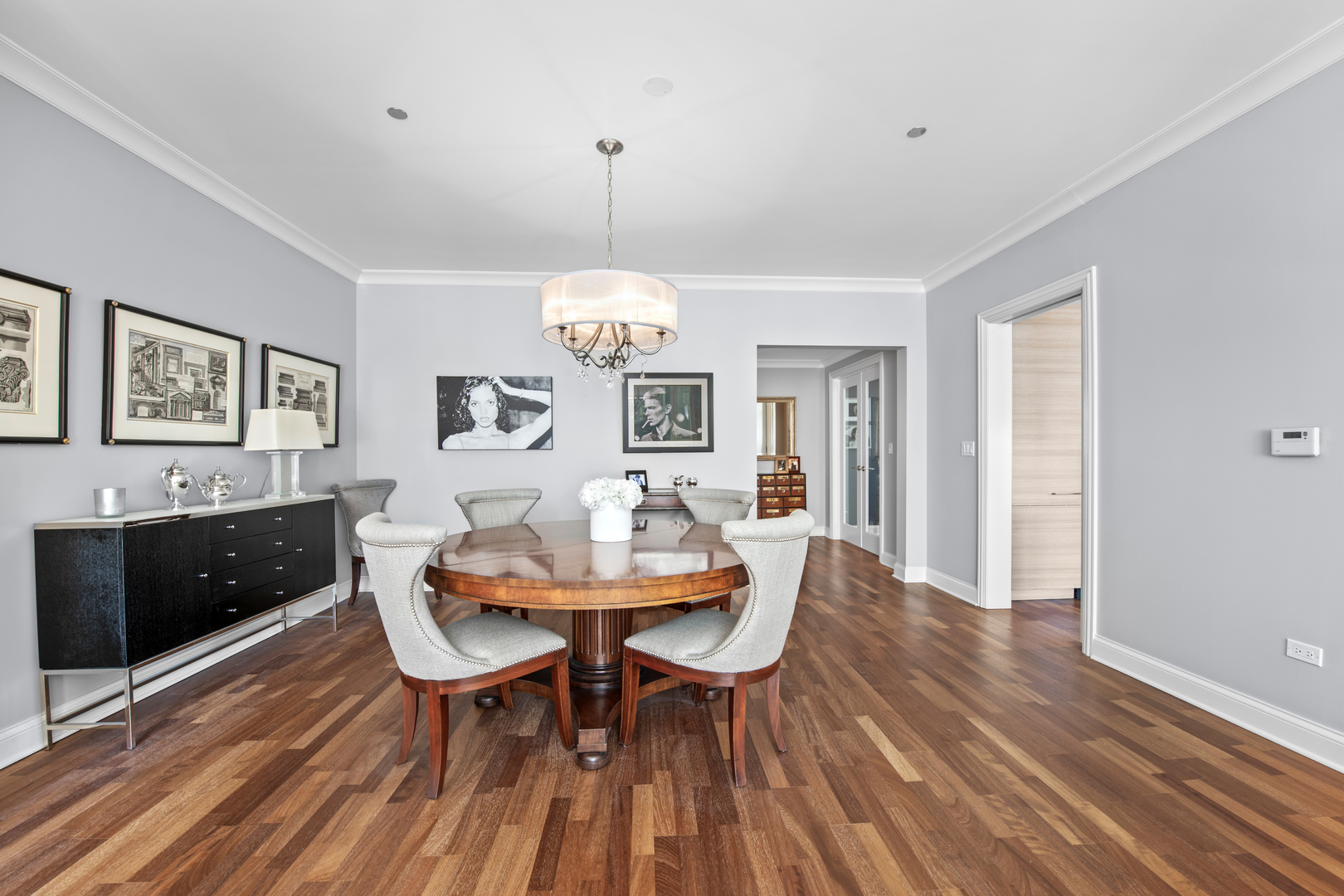 10 E Delaware Place Unit: 25B