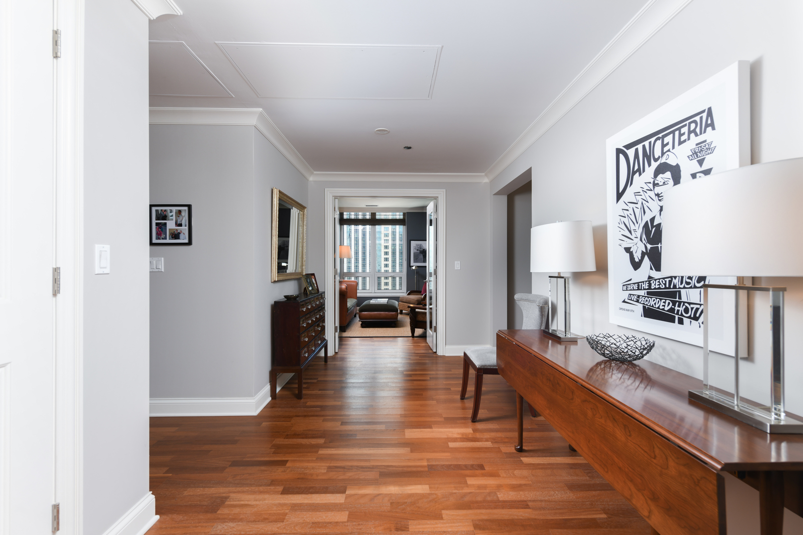 10 E Delaware Place Unit: 25B