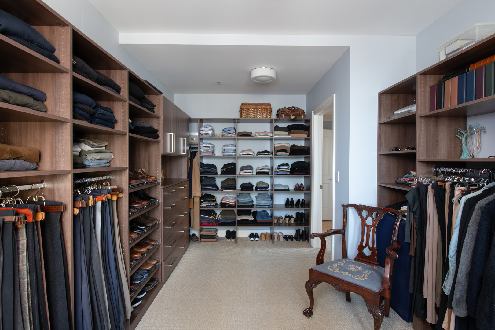 10 E Delaware Place Unit: 25B