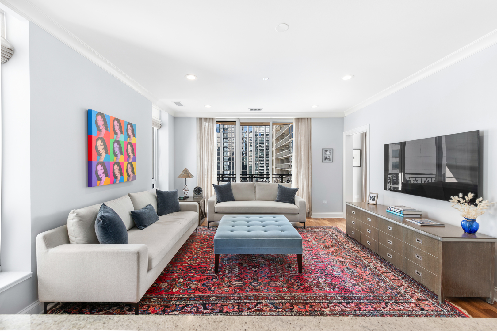 10 E Delaware Place Unit: 25B