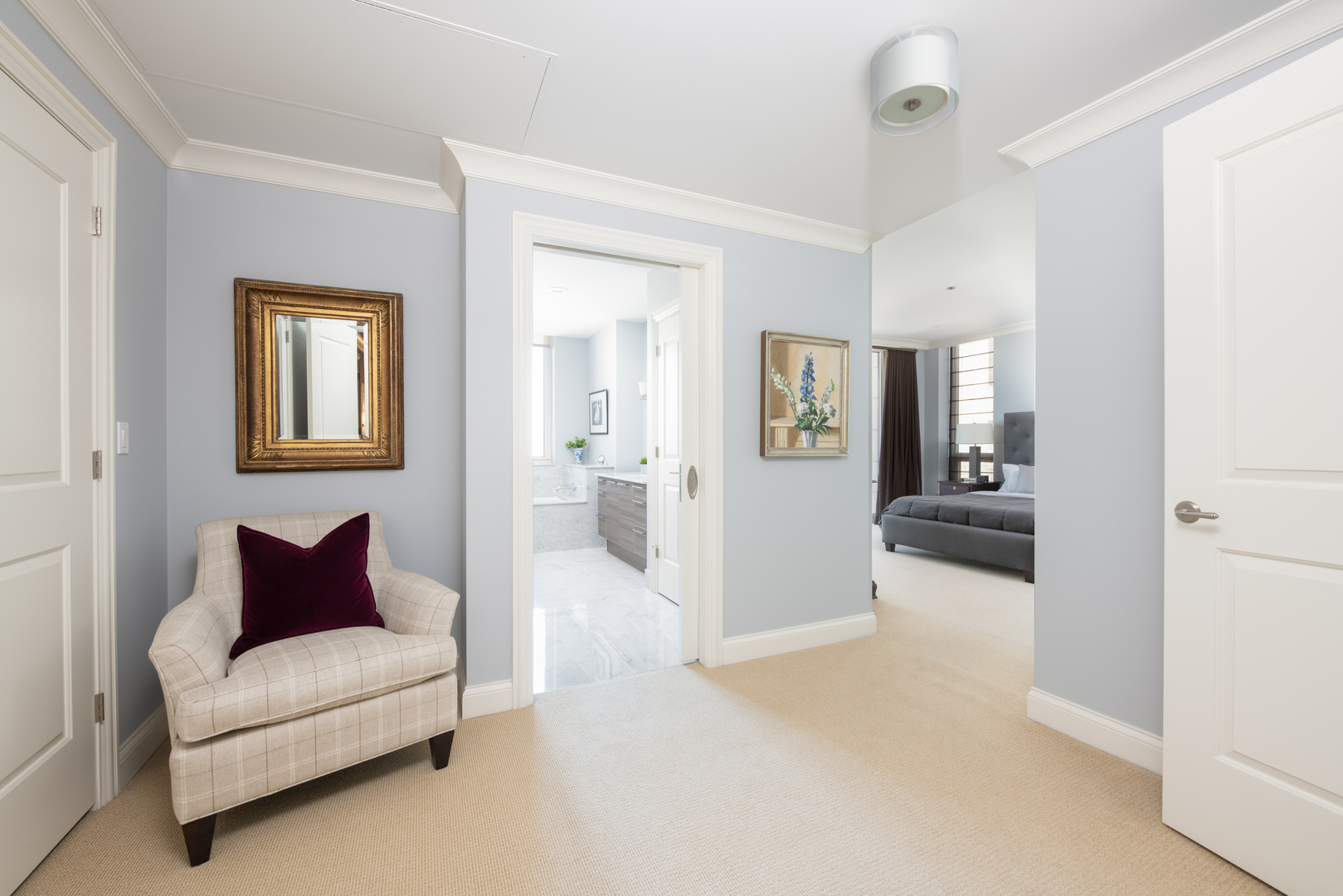 10 E Delaware Place Unit: 25B