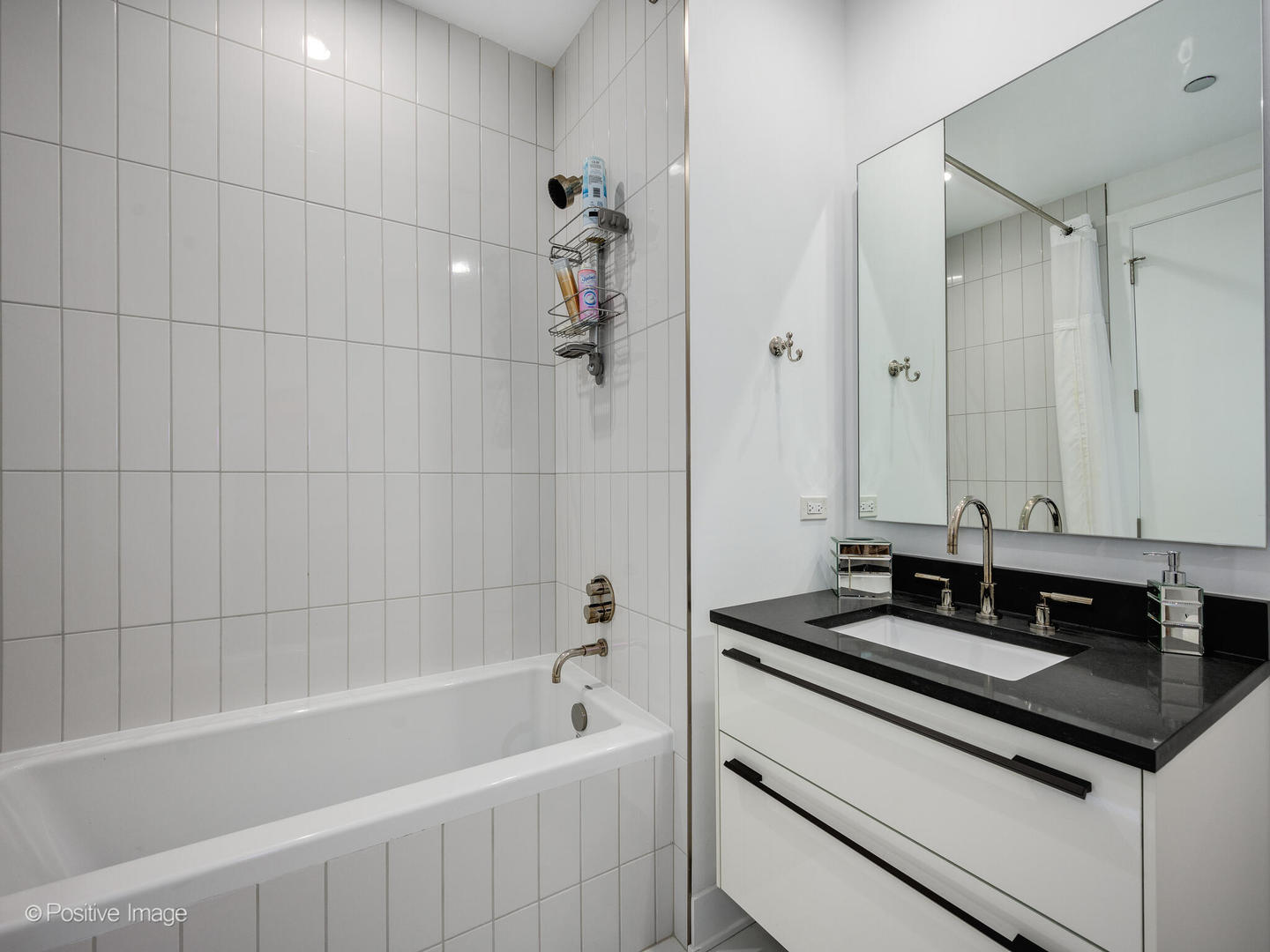 403 N Wabash Avenue Unit: 15A