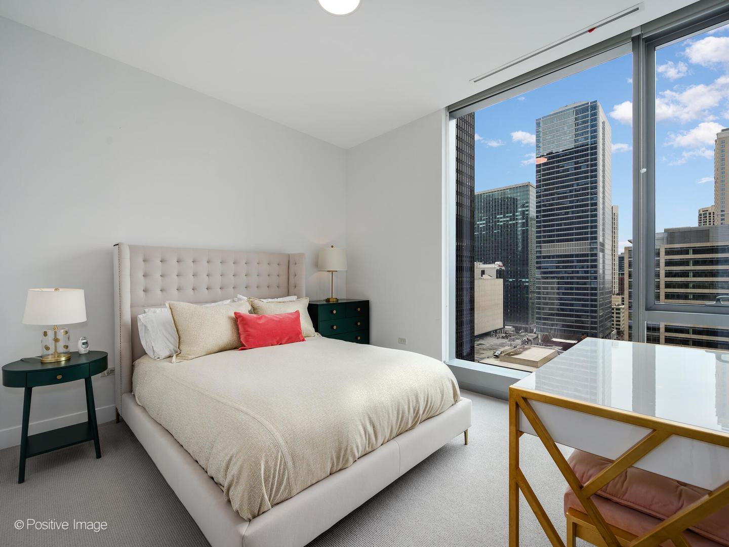 403 N Wabash Avenue Unit: 15A