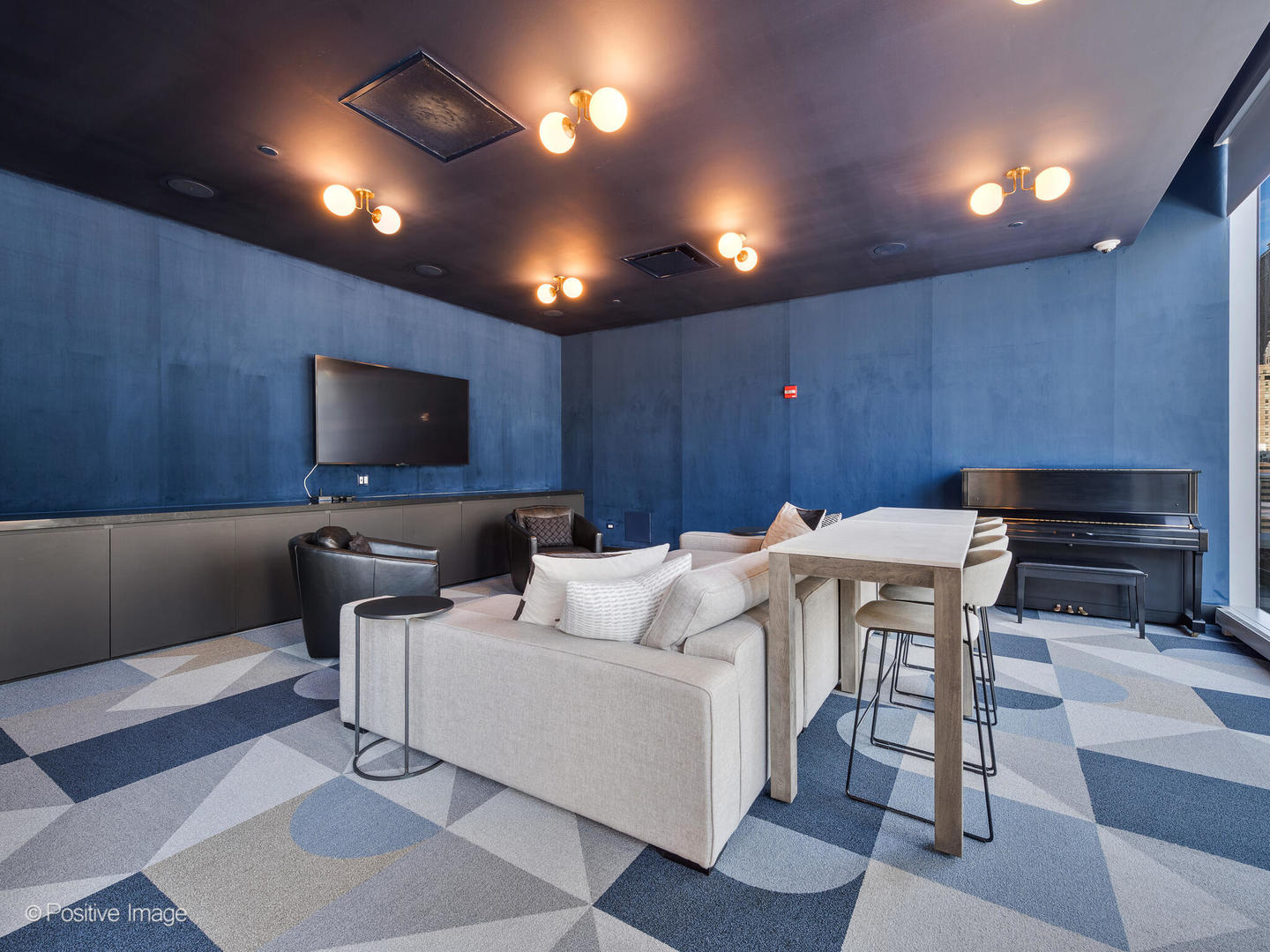 403 N Wabash Avenue Unit: 15A