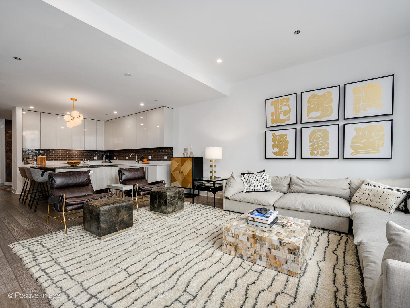 403 N Wabash Avenue Unit: 15A
