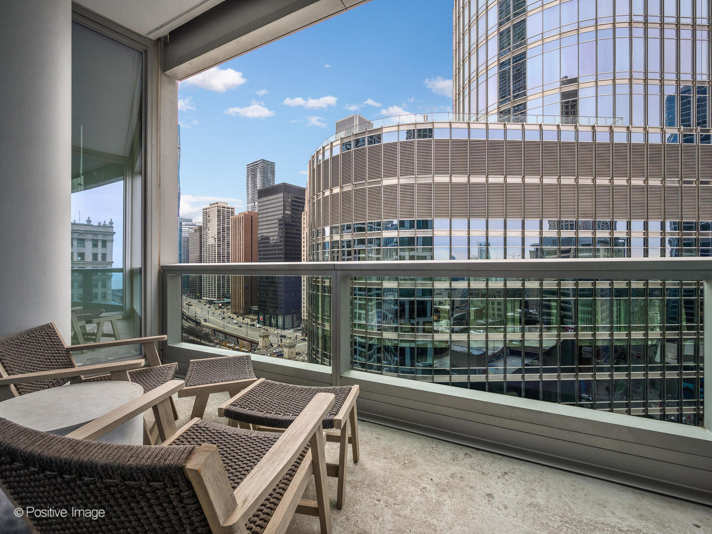 403 N Wabash Avenue Unit: 15A