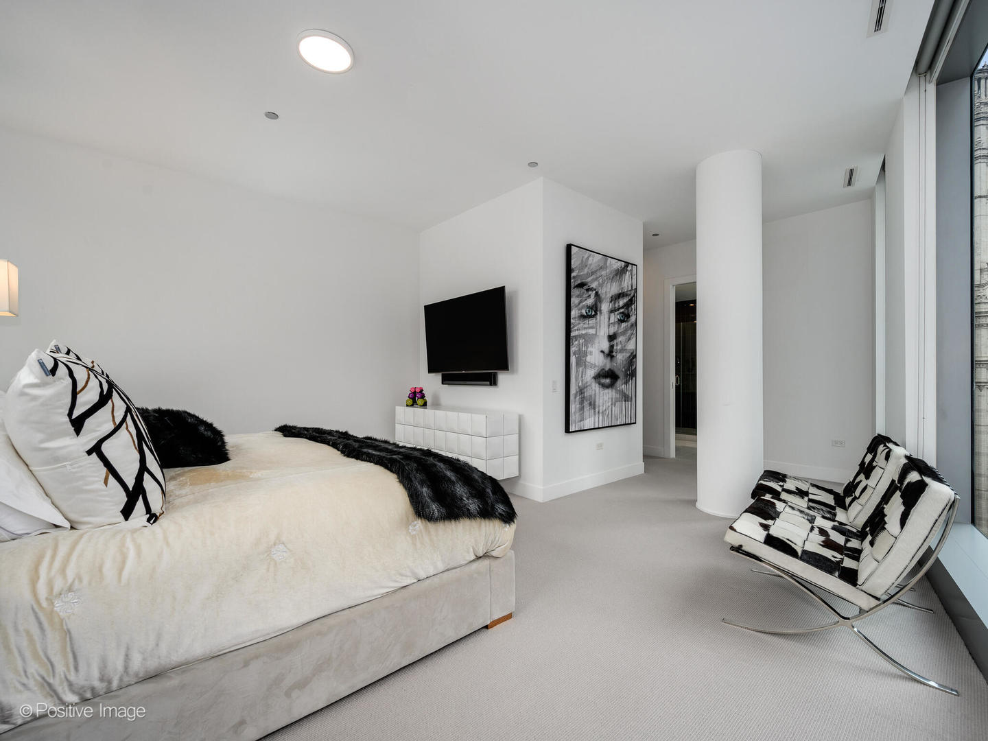 403 N Wabash Avenue Unit: 15A