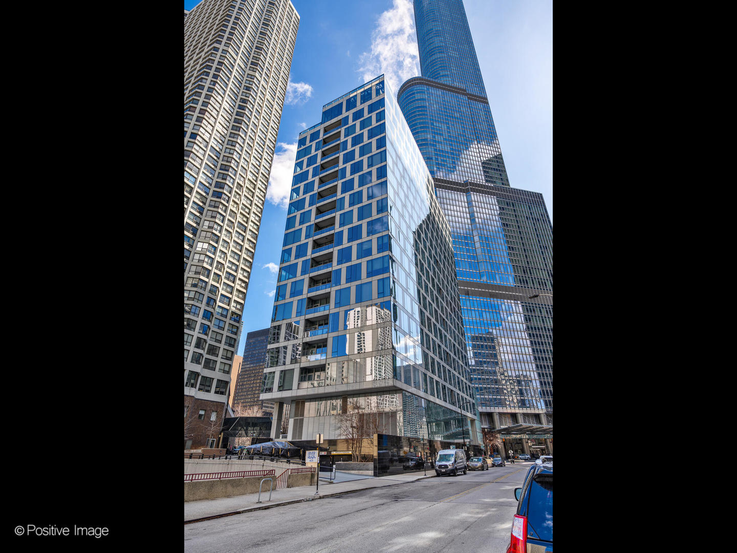 403 N Wabash Avenue Unit: 15A