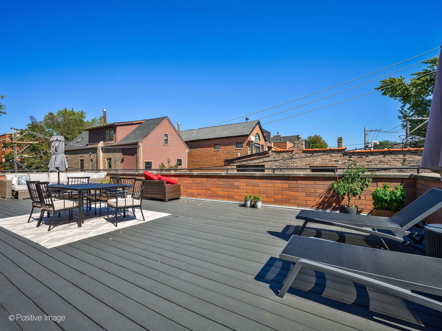 2849 N ASHLAND Avenue Unit: 2S