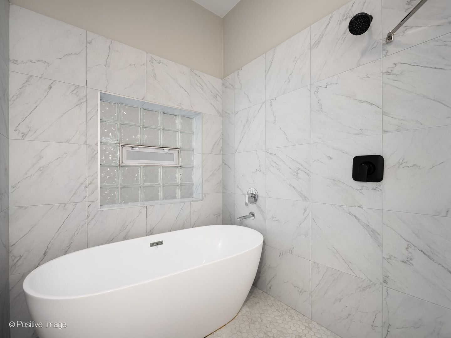 459 N Green Street Unit: 2S