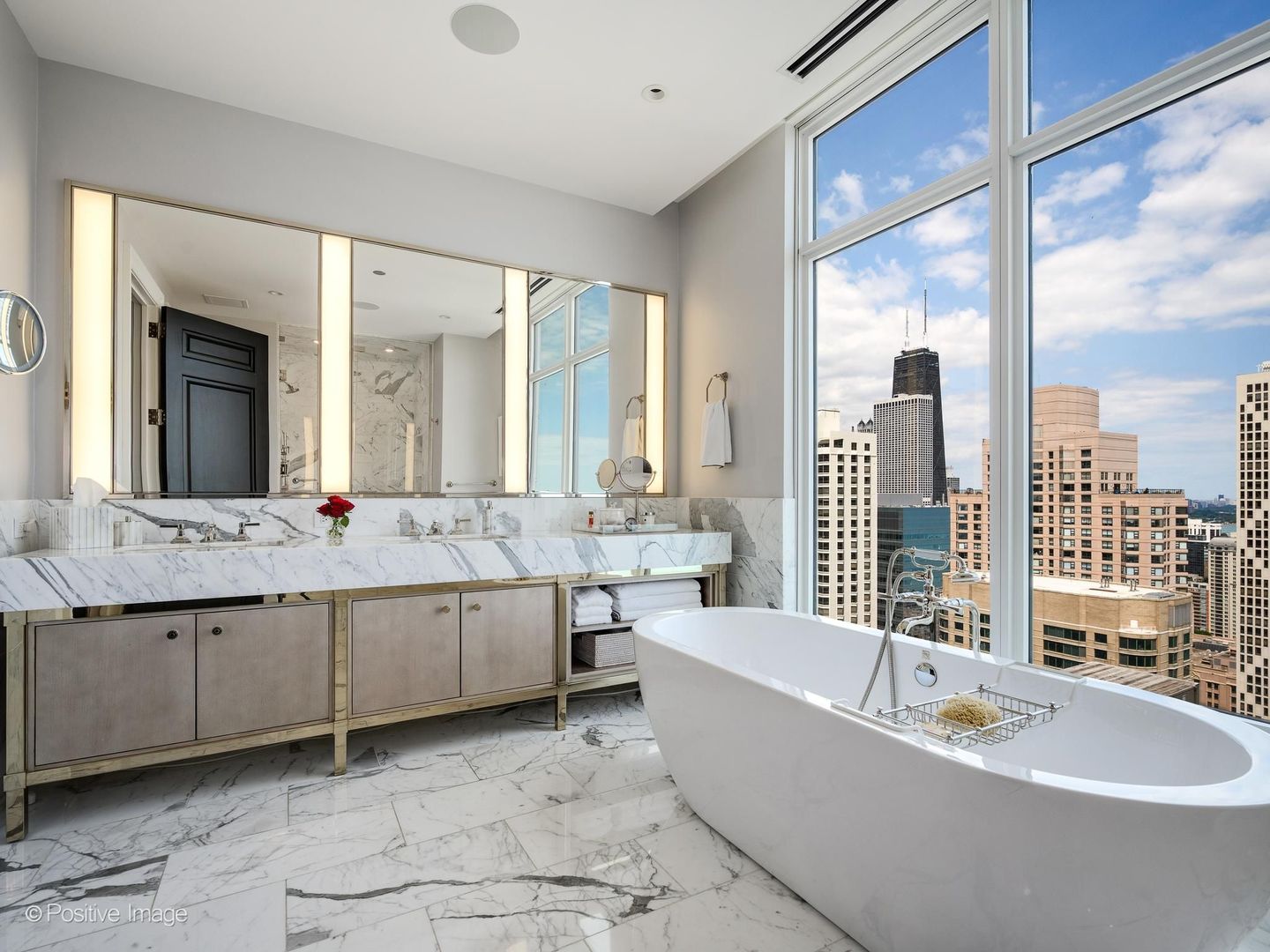 451 E Grand Avenue Unit: 4107