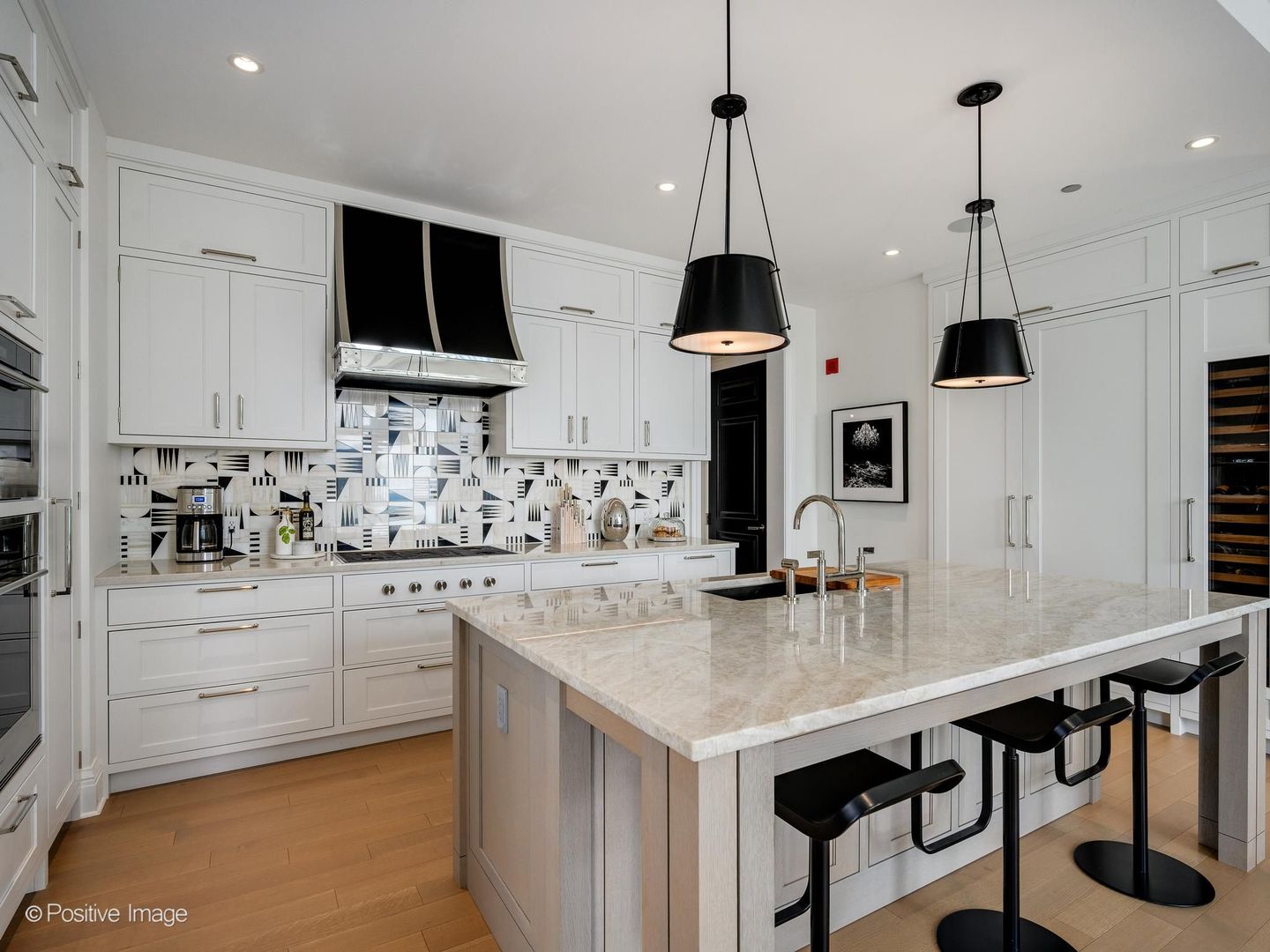 451 E Grand Avenue Unit: 4107