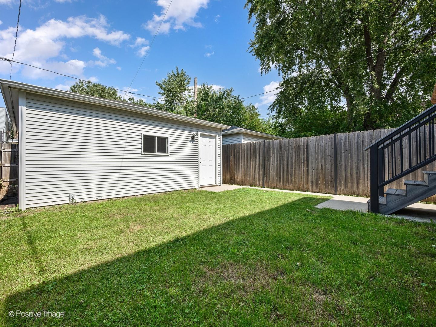 2544 W Warren Boulevard