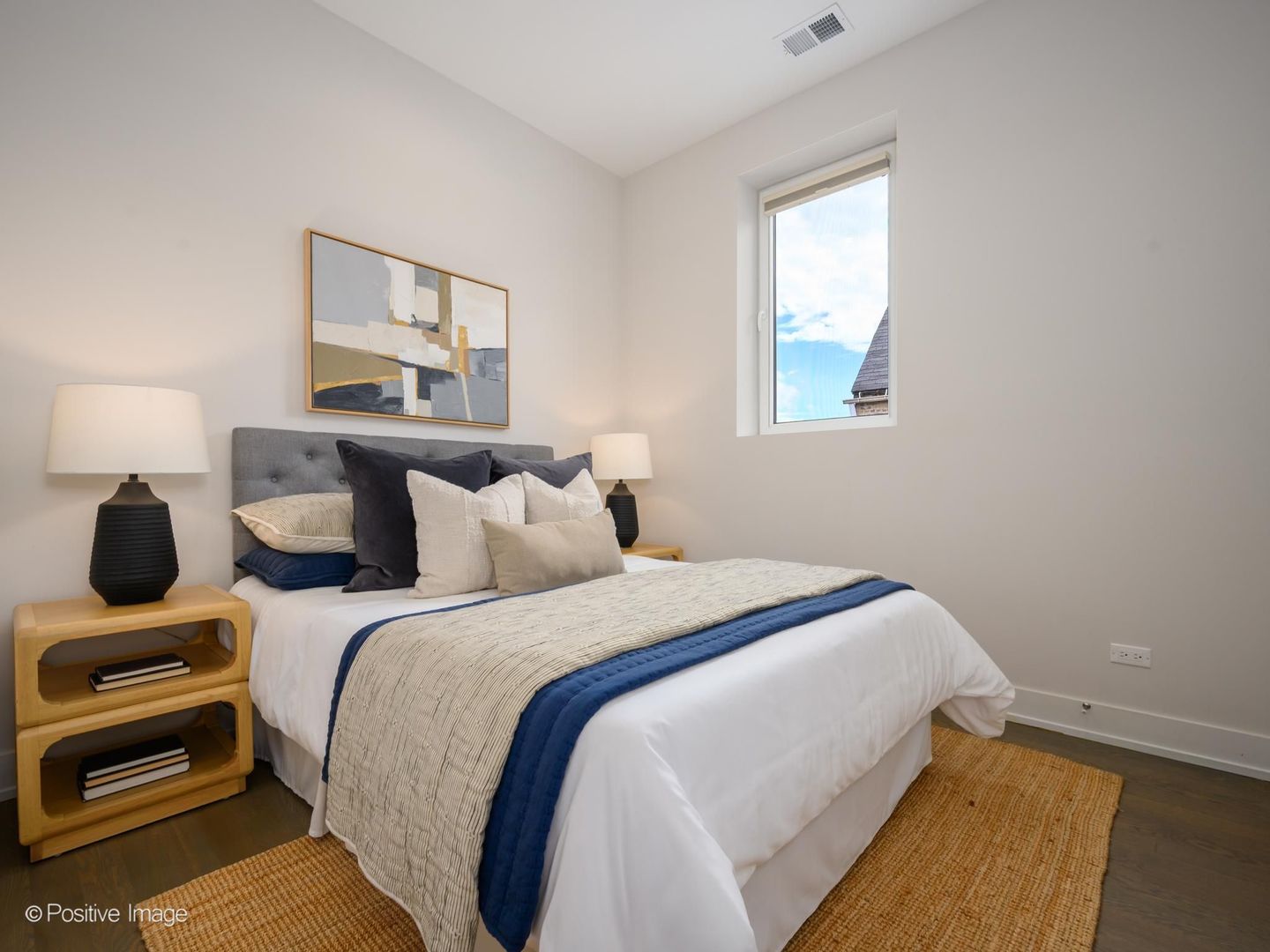 1504 W Walton Street Unit: 3