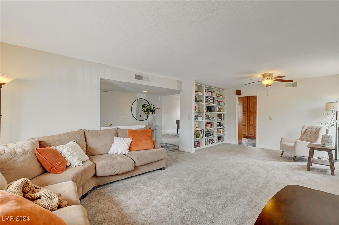 5378 Pistolera Circle