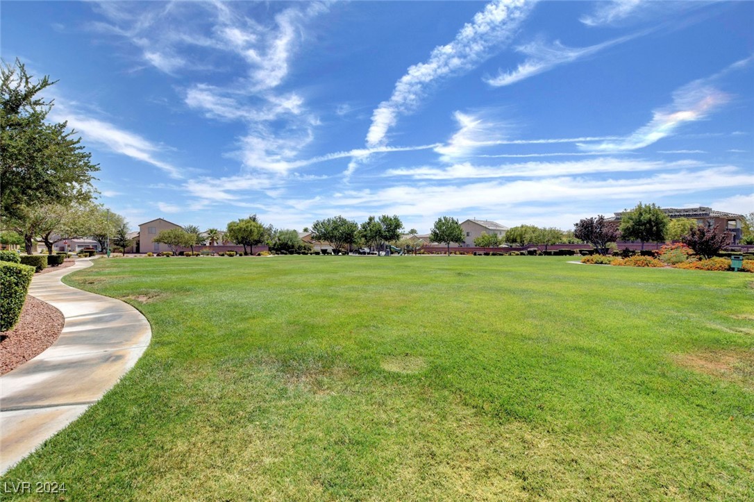8909 Adobe Grande Street