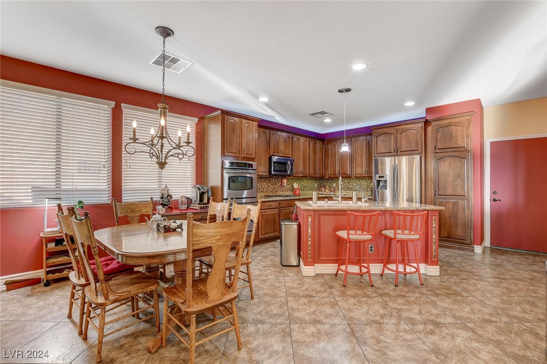 8909 Adobe Grande Street