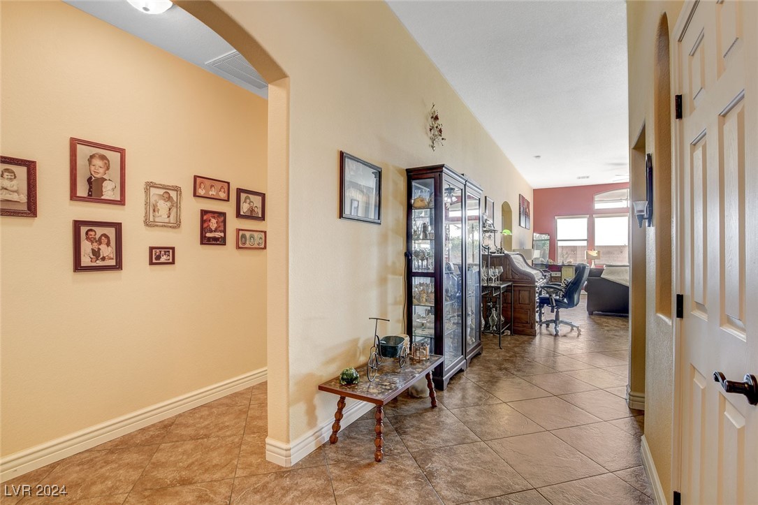 8909 Adobe Grande Street