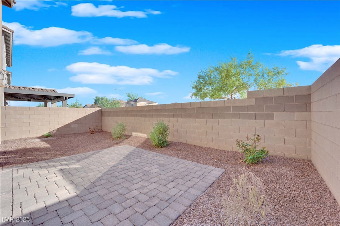 4529 Swimming Minnow Avenue