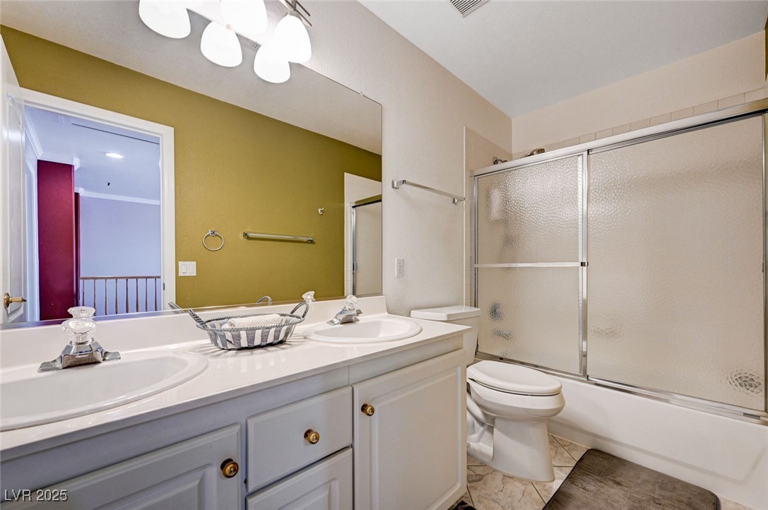 2726 Manteno Court