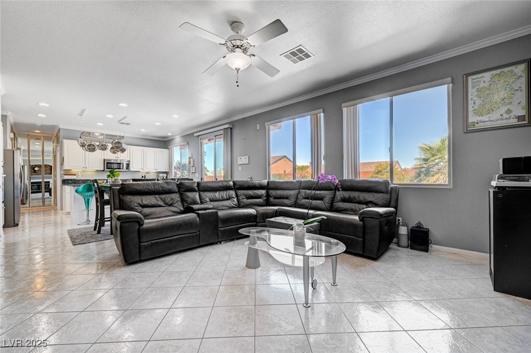 2726 Manteno Court